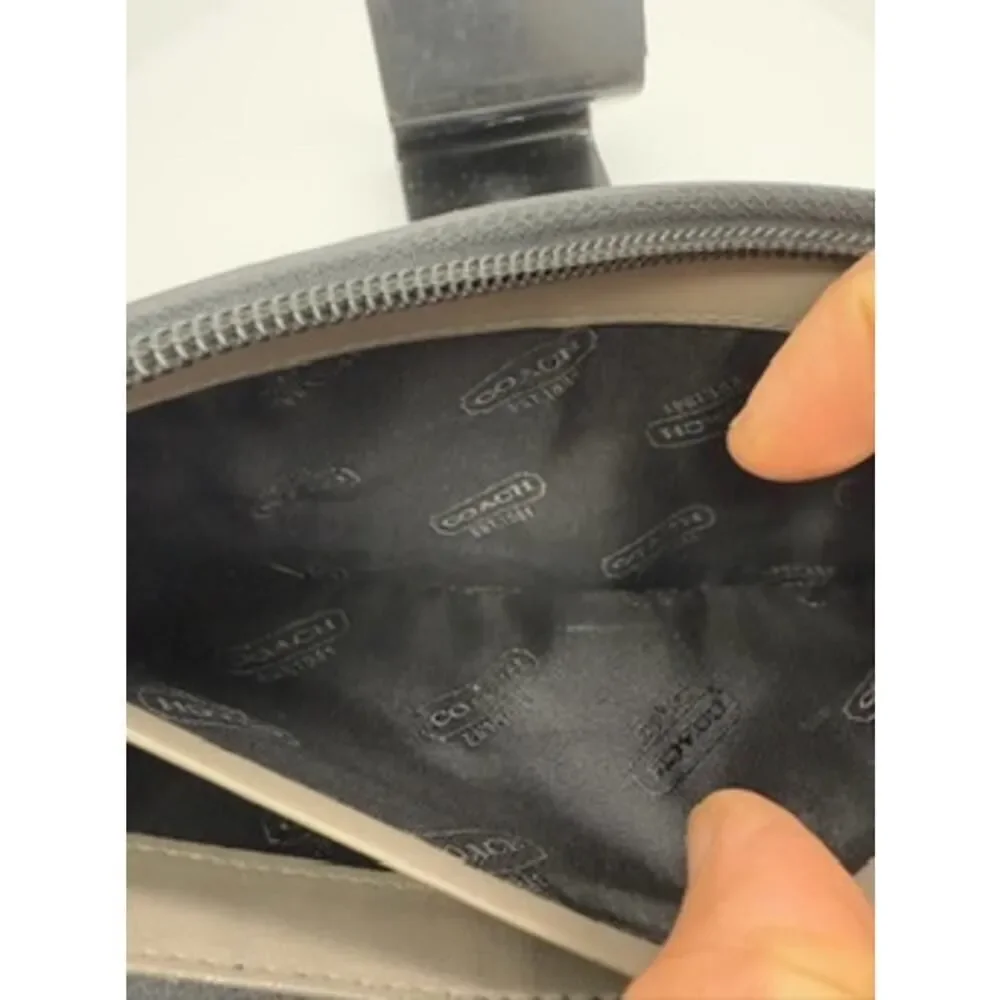 Coach wallet continental